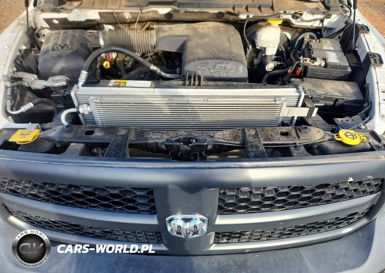 2019 Ram 1500 Classic Tradesman VIN:1C6RR6FG7KS618211 - 11