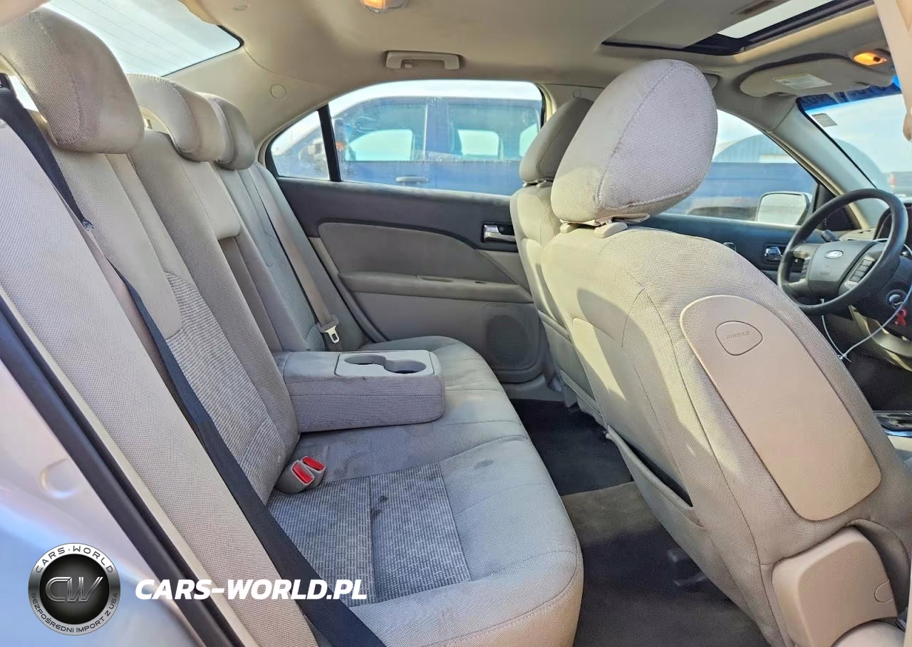 2010 Ford Fusion Se VIN:3FAHP0HG2AR423170 - 10