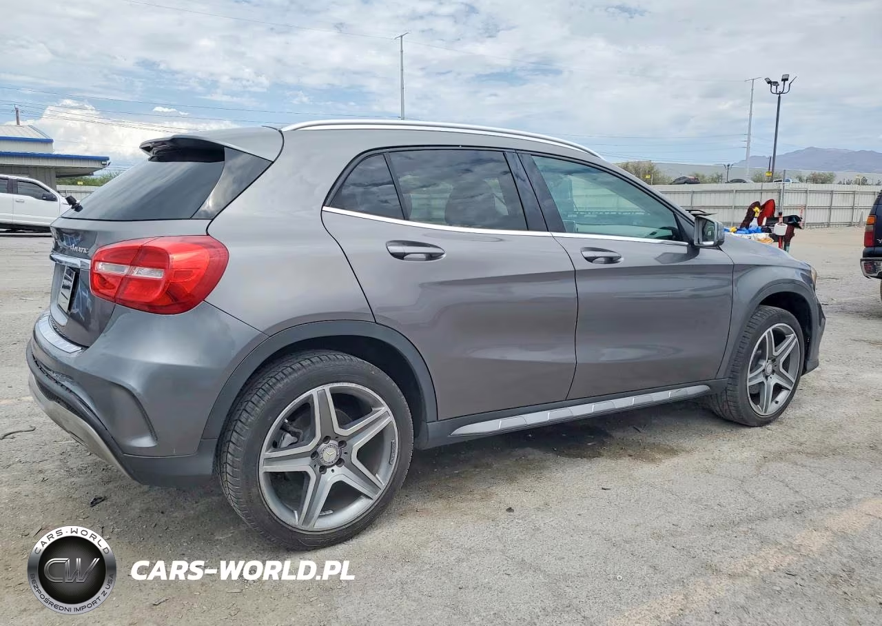 2015 Mercedes-Benz Gla 250 4Matic VIN:WDCTG4GB8FJ033333 - 3