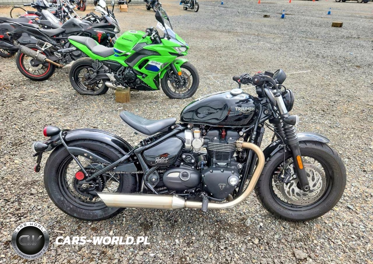 2024 Triumph Motorcycle Bonneville Bobber – zdjęcie 1 z 9