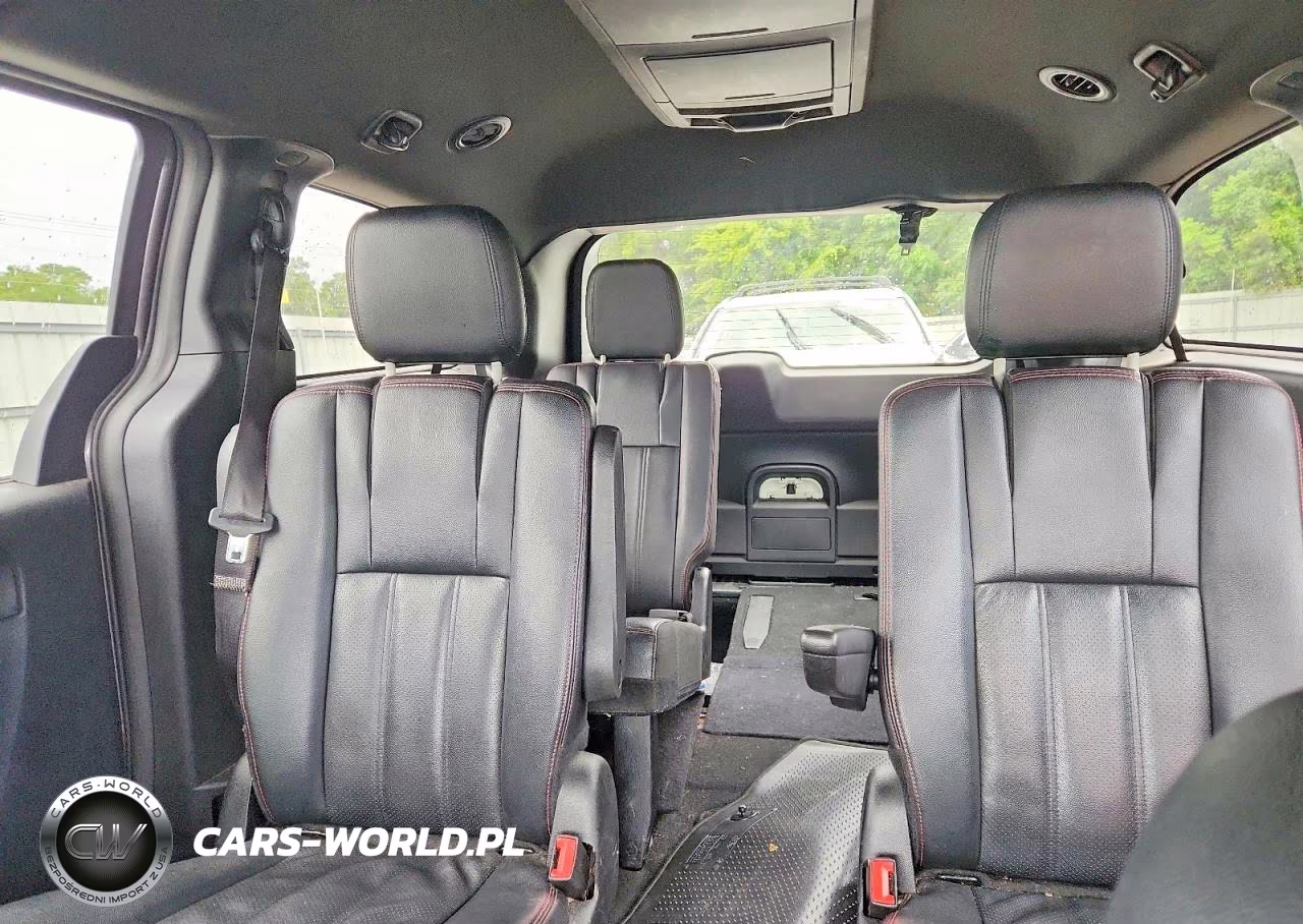 2016 Dodge Grand Caravan R-T VIN:2C4RDGEG8GR202367 - 10