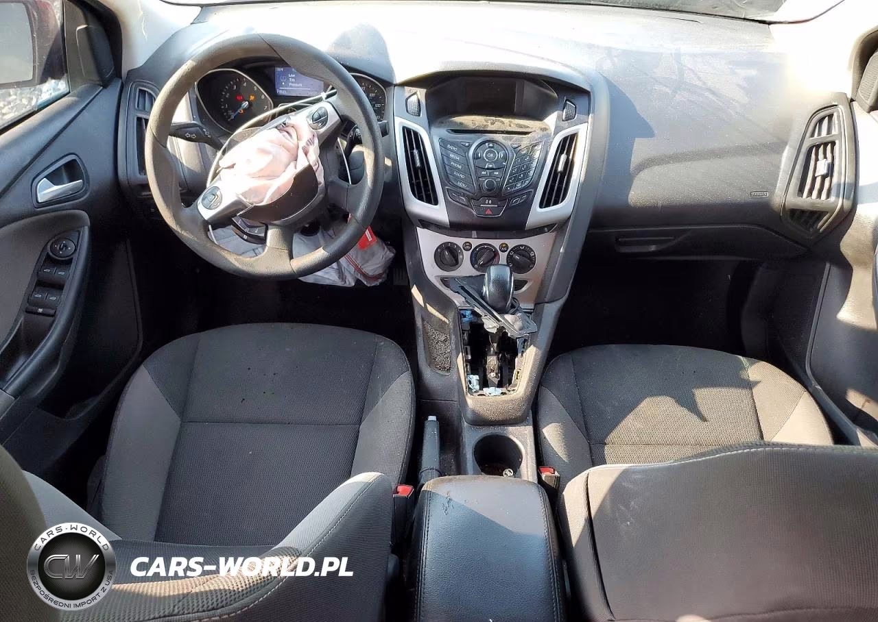 2014 Ford Focus Se VIN:1FADP3F25EL310891 - 8