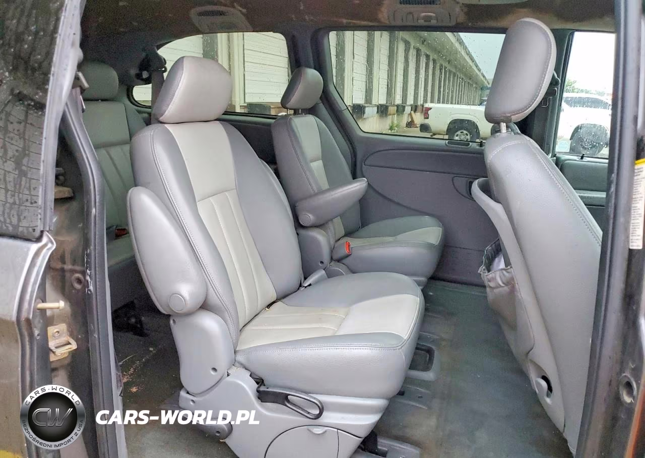 2004 Chrysler Town & Country Touring VIN:2C4GP54L34R544287 - 11