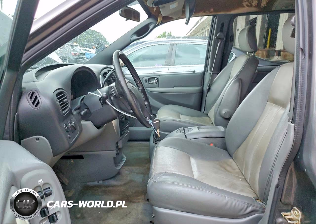 2004 Chrysler Town & Country Touring VIN:2C4GP54L34R544287 - 7
