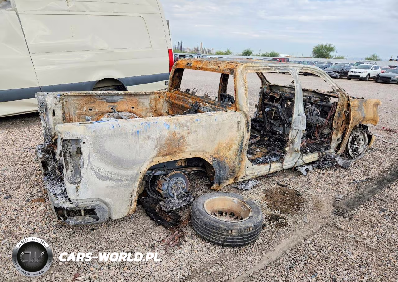 2021 GMC Sierra K1500 At4 VIN:3GTU9EETXMG433091 - 3