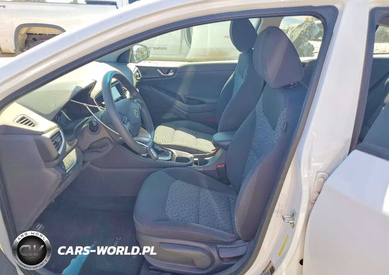 2017 Hyundai Ioniq Blue VIN:KMHC65LC4HU022209 - 7