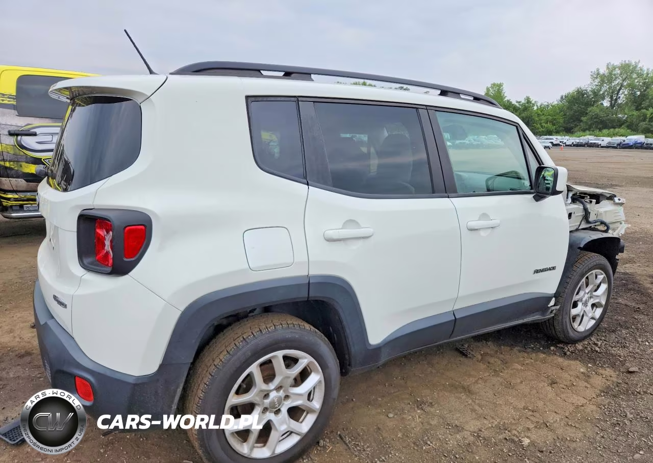 2015 Jeep Renegade Latitude VIN:ZACCJBBT5FPB40917 - 3