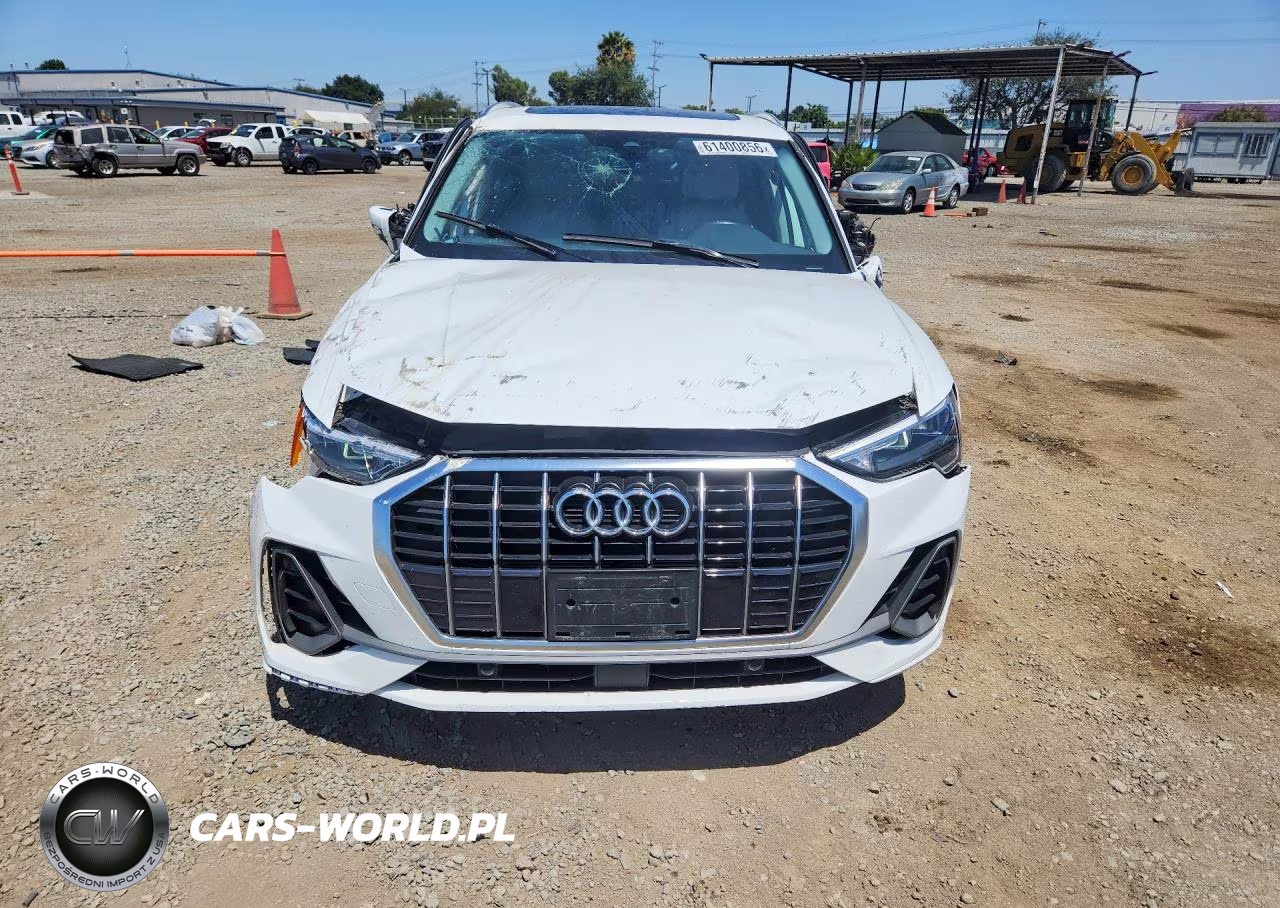 2021 Audi Q3 Premium S Line 45 VIN:WA1DECF39M1137955 - 5