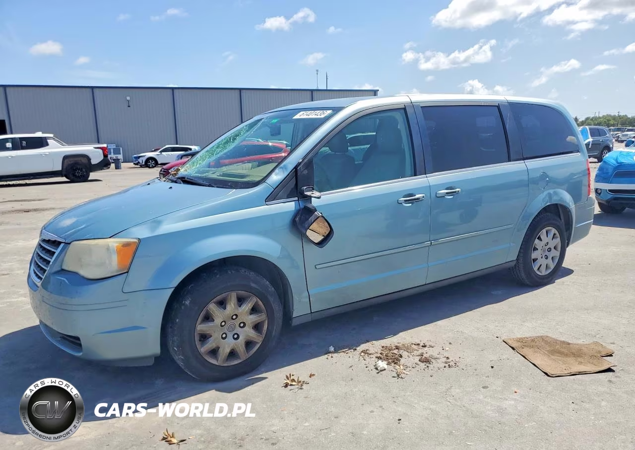 2009 Chrysler Town & Country Lx