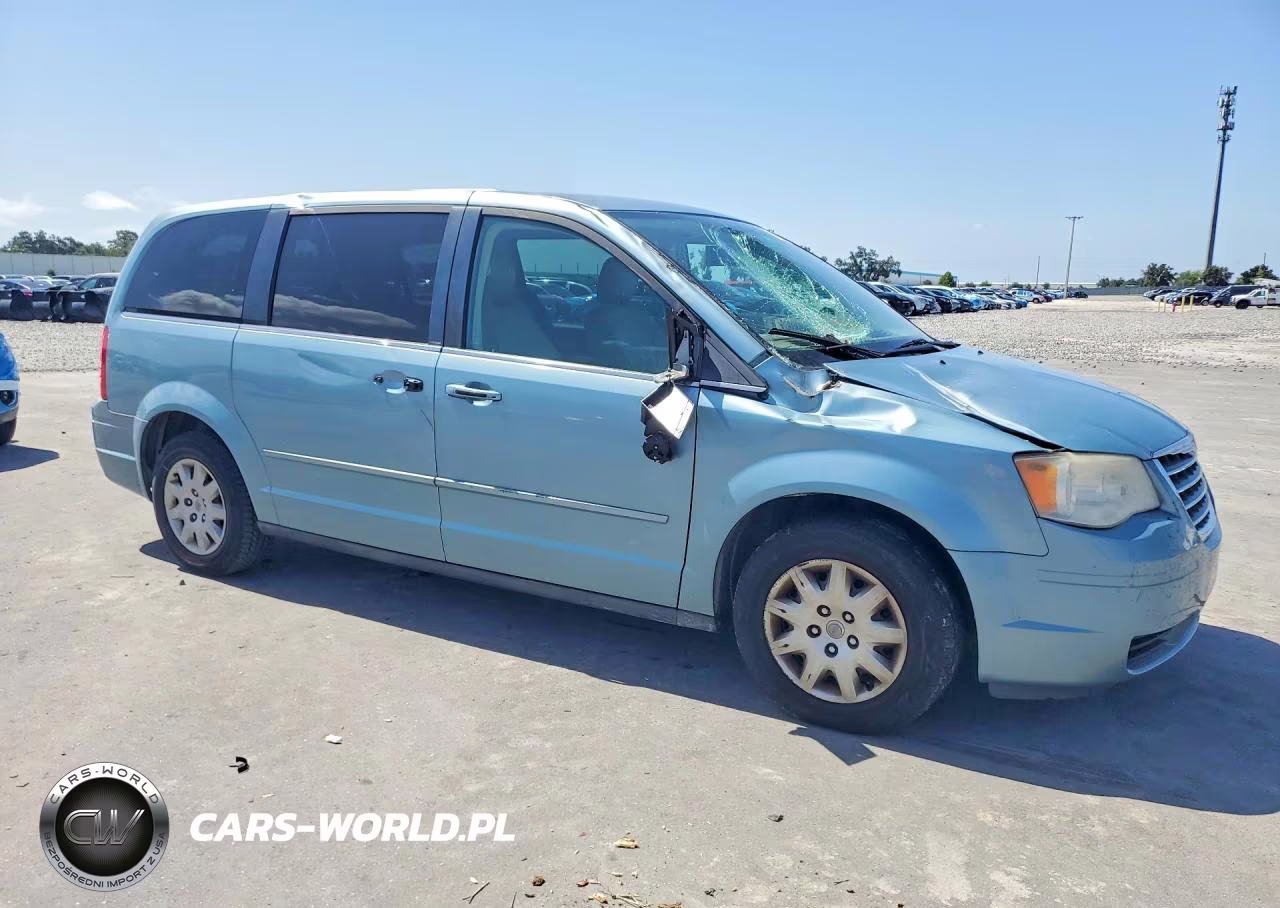2009 Chrysler Town & Country Lx VIN:2A8HR44E99R659910 - 4