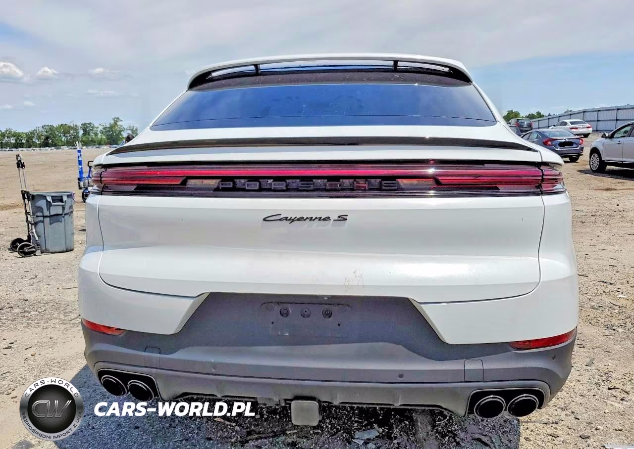 2024 Porsche Cayenne S Coupe VIN:WP1BL2AYXRDA60050 - 6