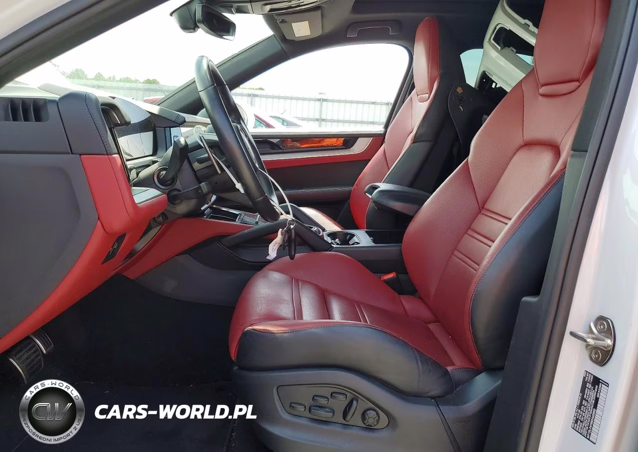 2024 Porsche Cayenne S Coupe VIN:WP1BL2AYXRDA60050 - 7