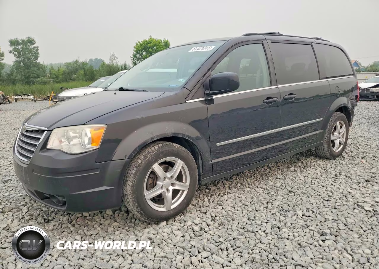 2010 Chrysler Town & Country Touring