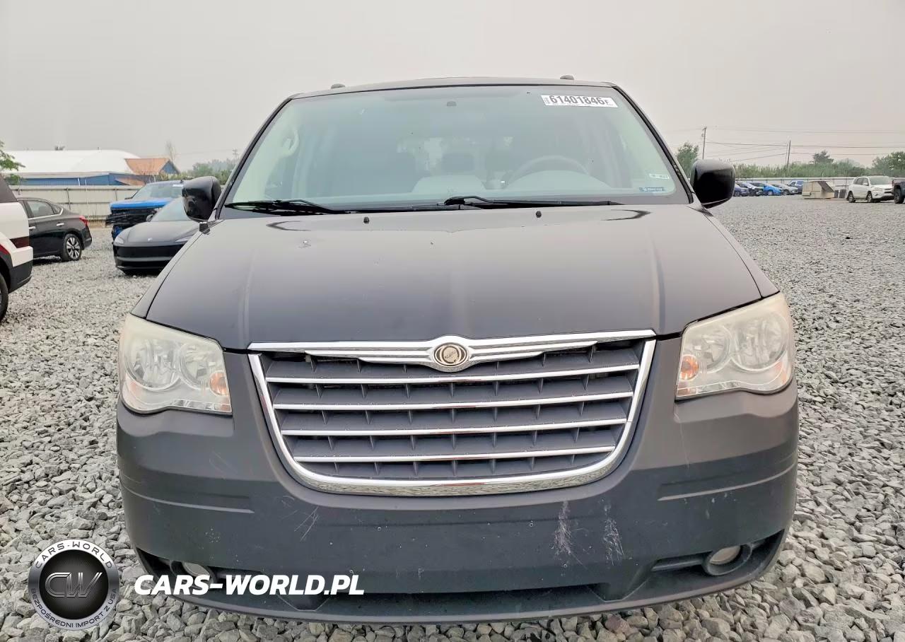 2010 Chrysler Town & Country Touring VIN:2A4RR5D13AR166429 - 5