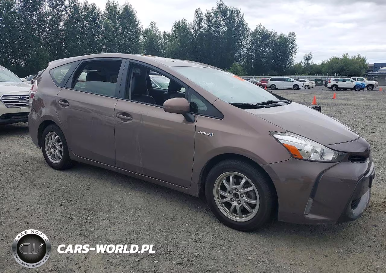 2017 Toyota Prius V Four VIN:JTDZN3EUXHJ057866 - 4