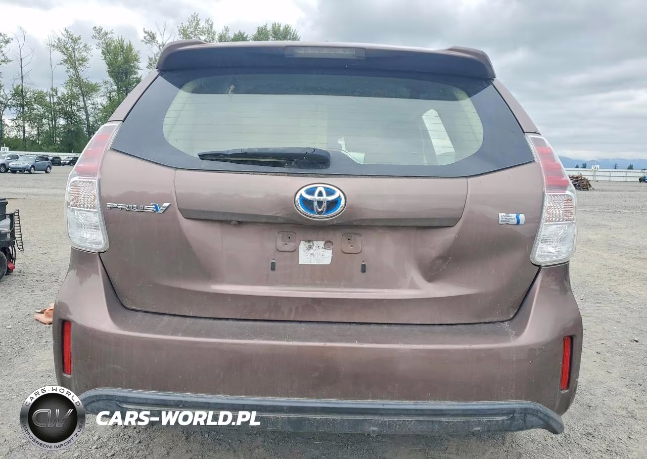 2017 Toyota Prius V Four VIN:JTDZN3EUXHJ057866 - 6