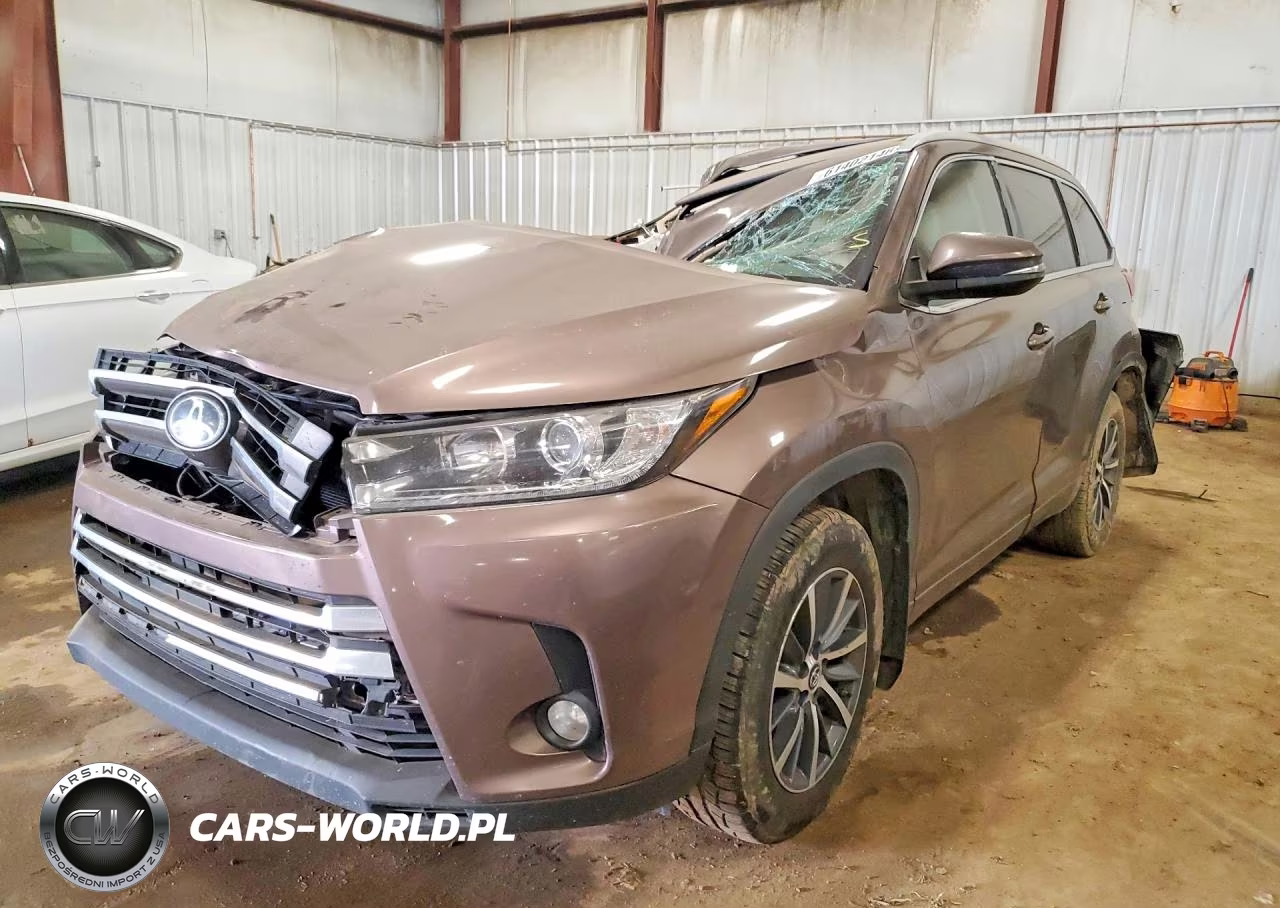 2017 Toyota Highlander Xle – zdjęcie 1 z 12