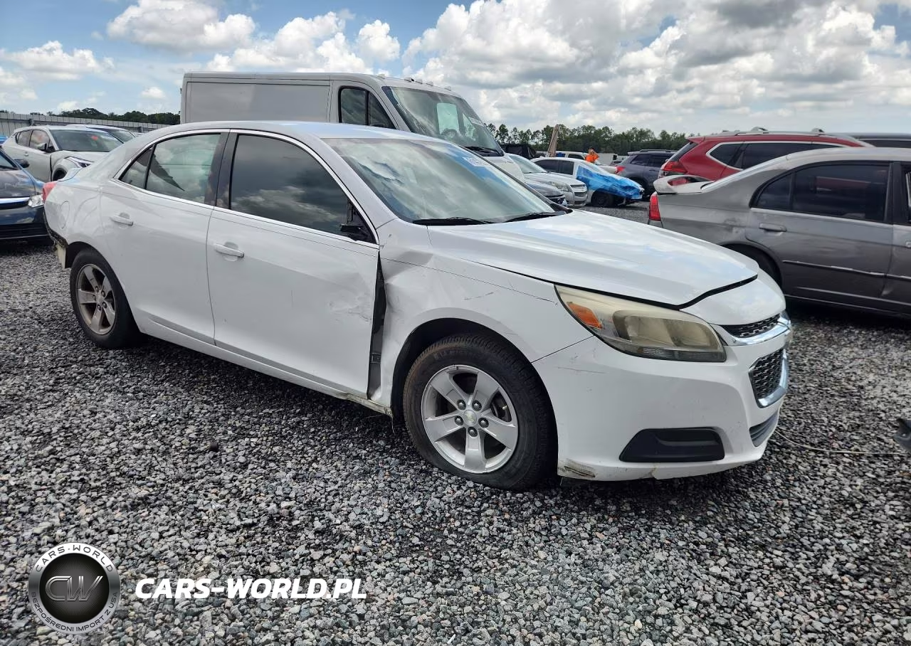 2015 Chevrolet Malibu Ls VIN:1G11B5SL9FF347358 - 4