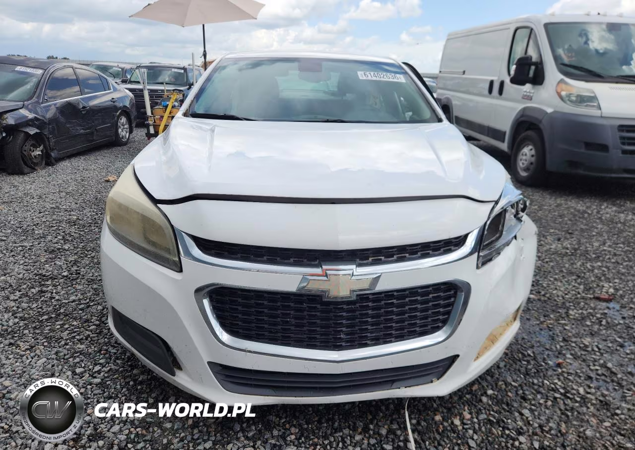 2015 Chevrolet Malibu Ls VIN:1G11B5SL9FF347358 - 5