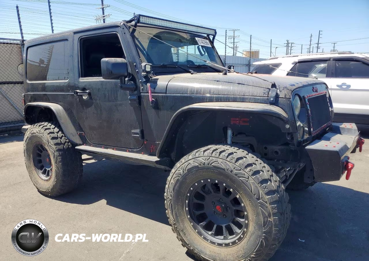2015 Jeep Wrangler Sahara VIN:1C4AJWBG3FL512695 - 4