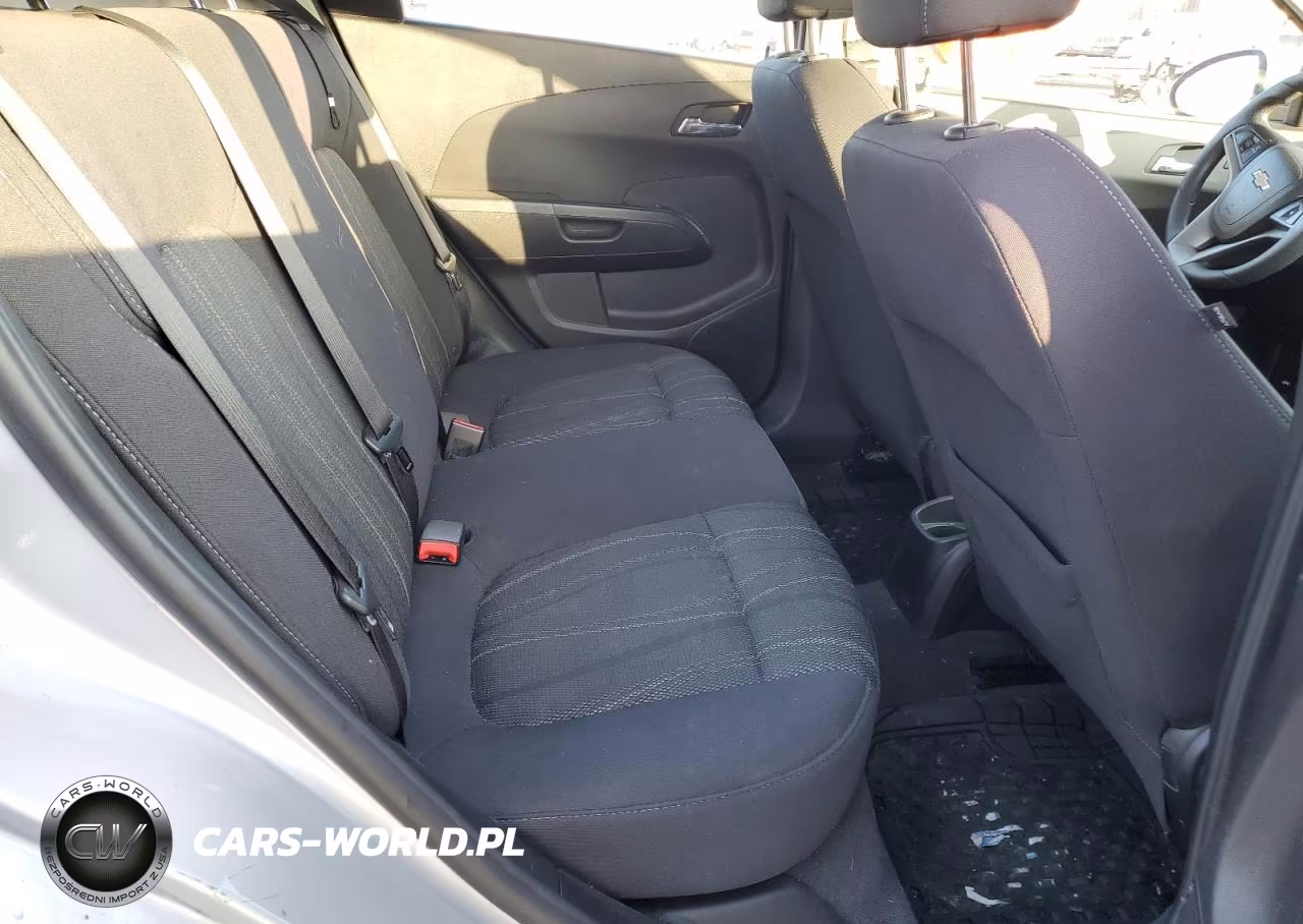 2015 Chevrolet Sonic Lt VIN:1G1JC6SB0F4128214 - 10