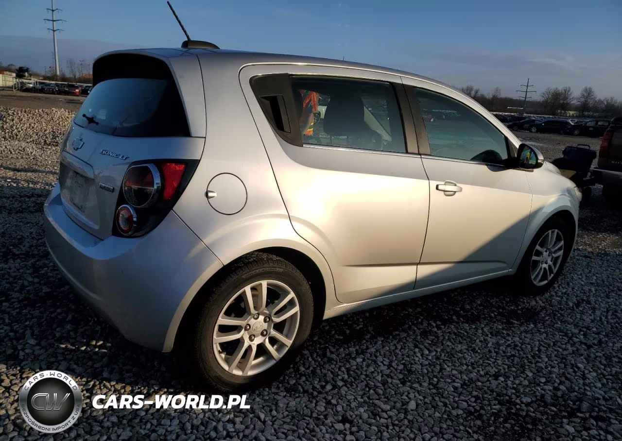 2015 Chevrolet Sonic Lt VIN:1G1JC6SB0F4128214 - 3