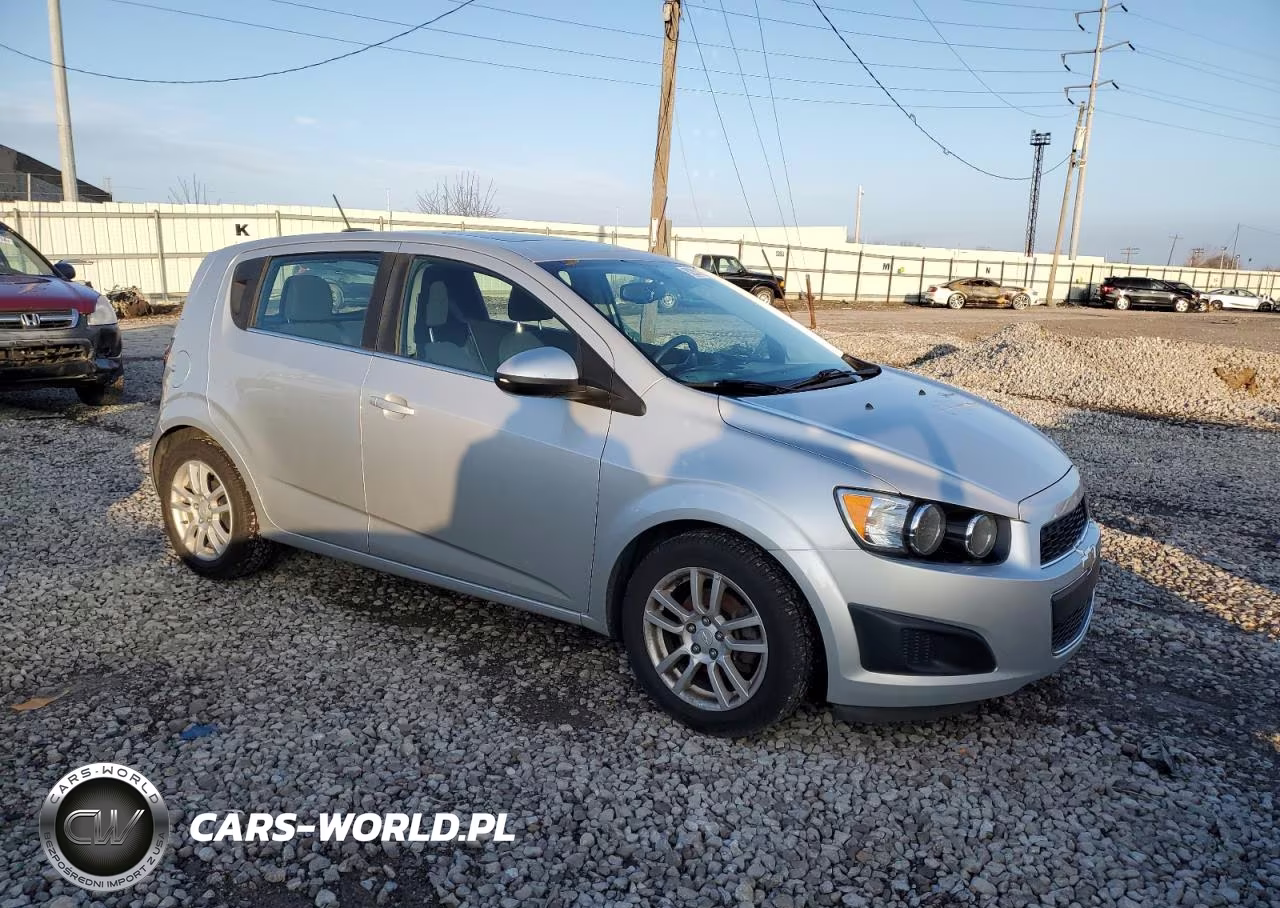 2015 Chevrolet Sonic Lt VIN:1G1JC6SB0F4128214 - 4