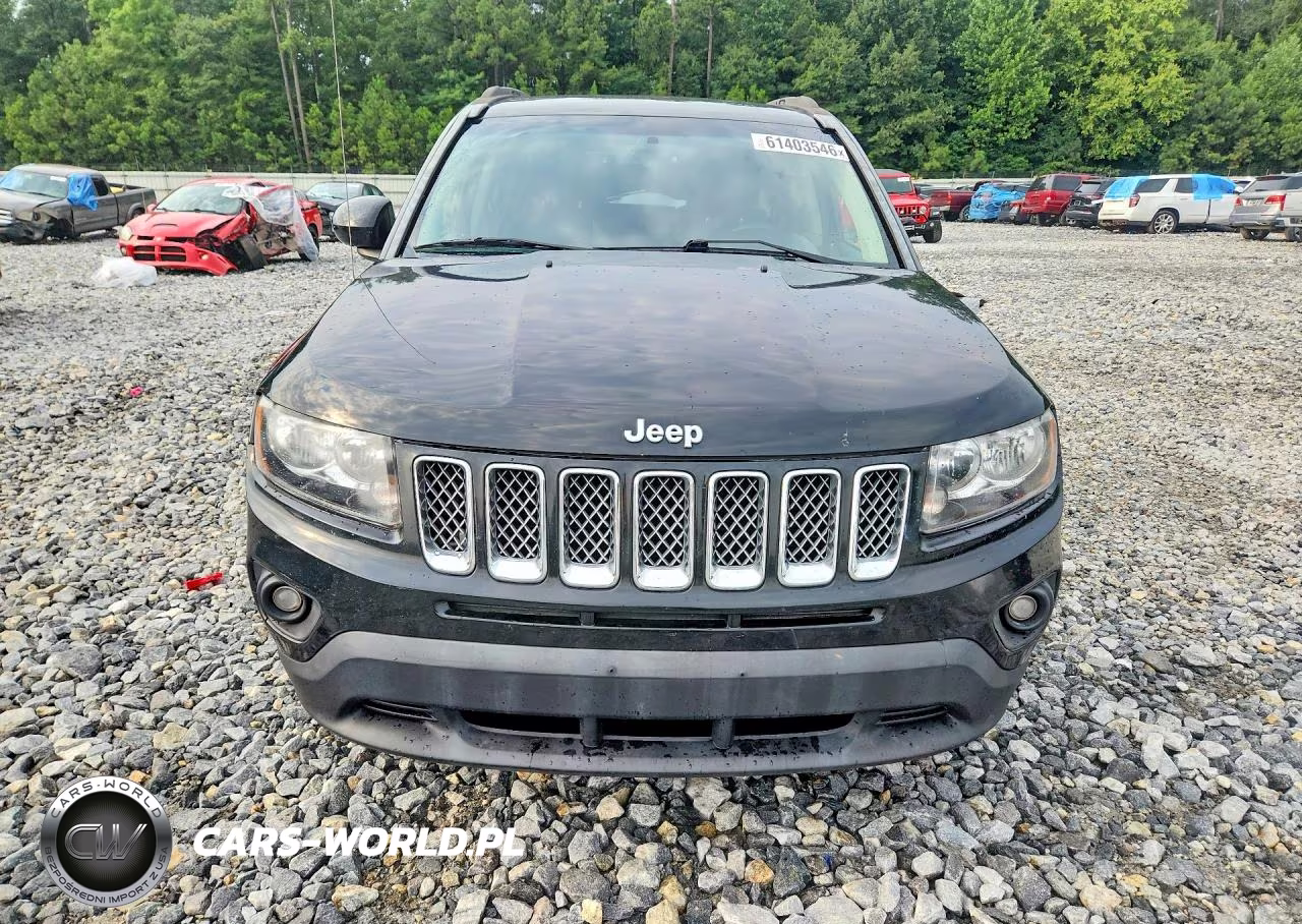 2016 Jeep Compass Latitude VIN:1C4NJDEB9GD617145 - 5