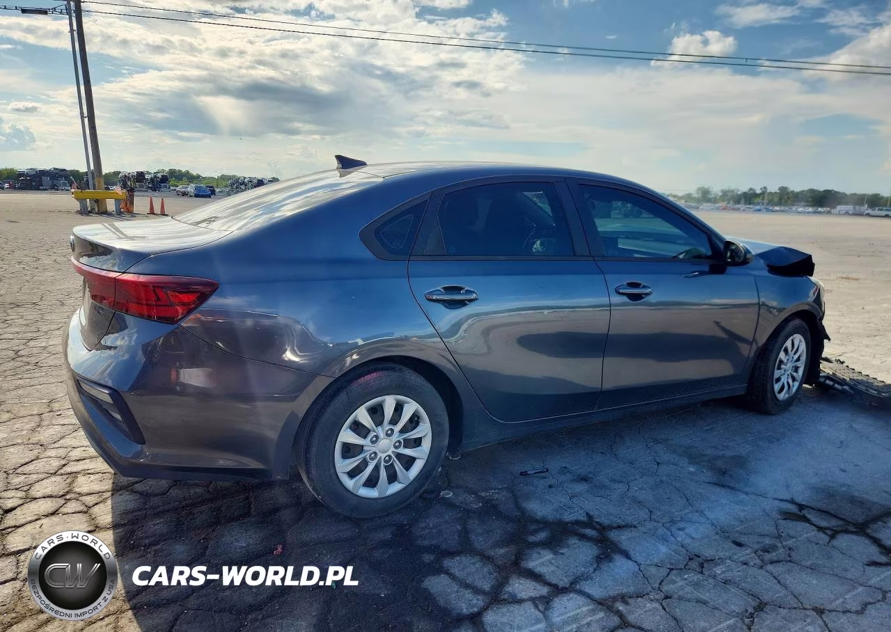2021 Kia Forte Fe VIN:3KPF24AD3ME377254 - 3