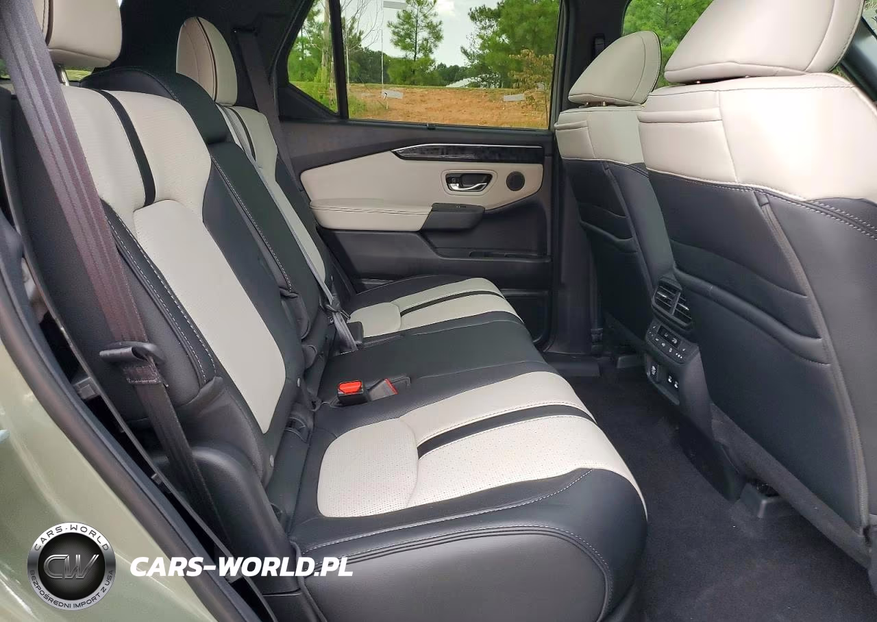 2026 Honda Passport Trailsport Elite VIN:5FNYF9H86TB082001 - 11