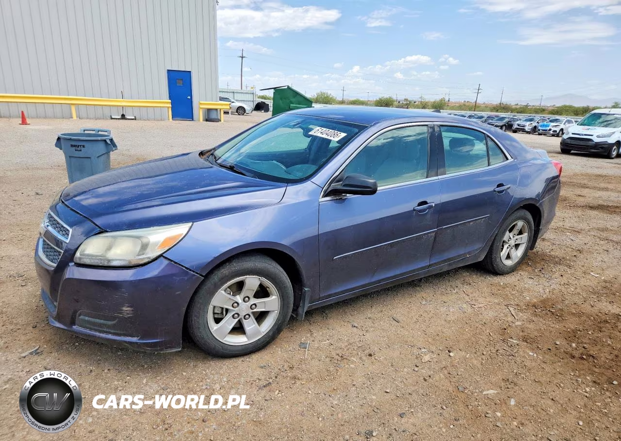 2013 Chevrolet Malibu Ls – zdjęcie 1 z 12