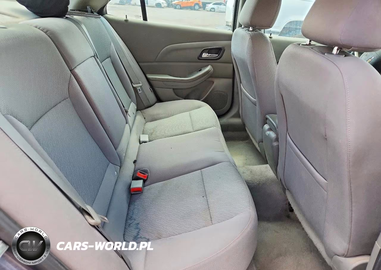 2013 Chevrolet Malibu Ls VIN:1G11B5SA9DF301623 - 10