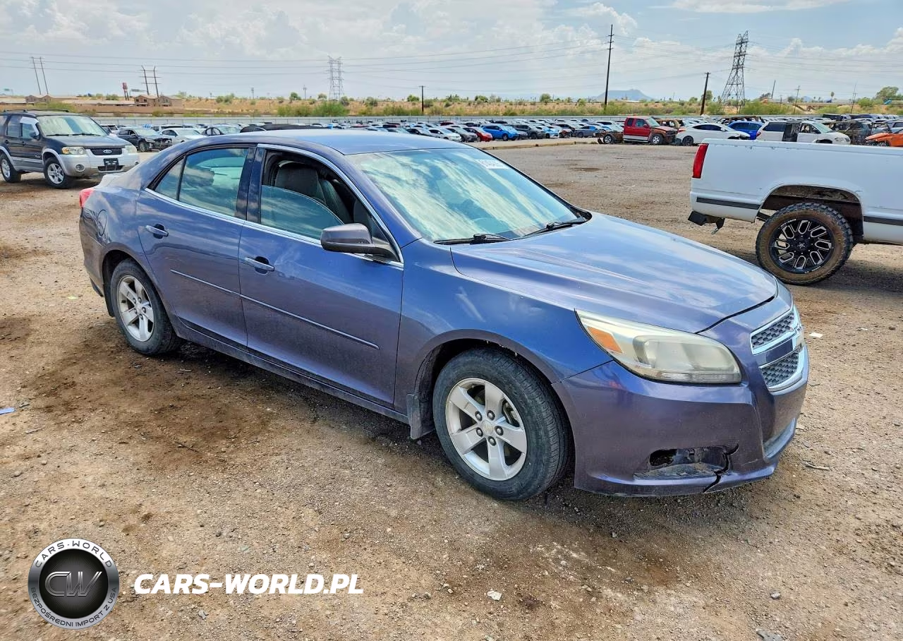 2013 Chevrolet Malibu Ls VIN:1G11B5SA9DF301623 - 4