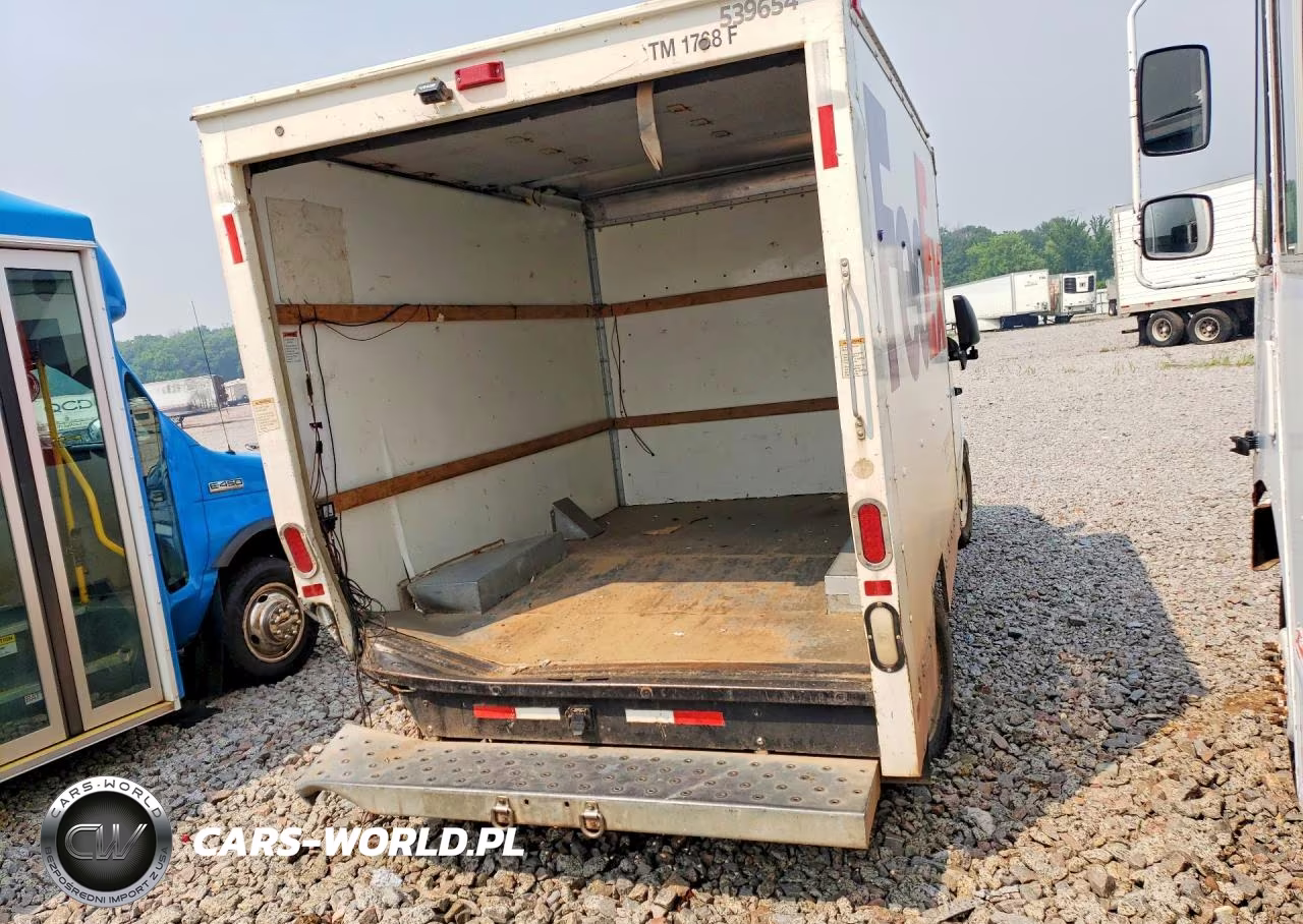 2012 GMC Savana Box Truck VIN:1GDY72BA4C1903293 - 3