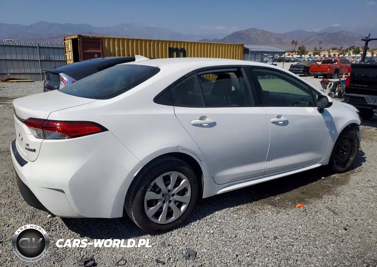 2023 Toyota Corolla Hybrid Le VIN:JTDBCMFE9PJ009830 - 3