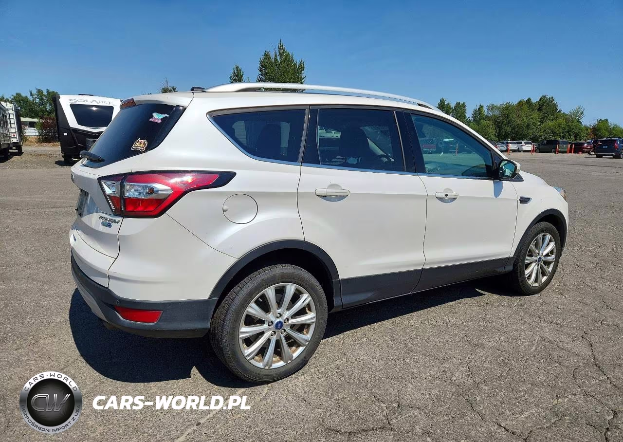 2017 Ford Escape Titanium VIN:1FMCU9J90HUE48533 - 3