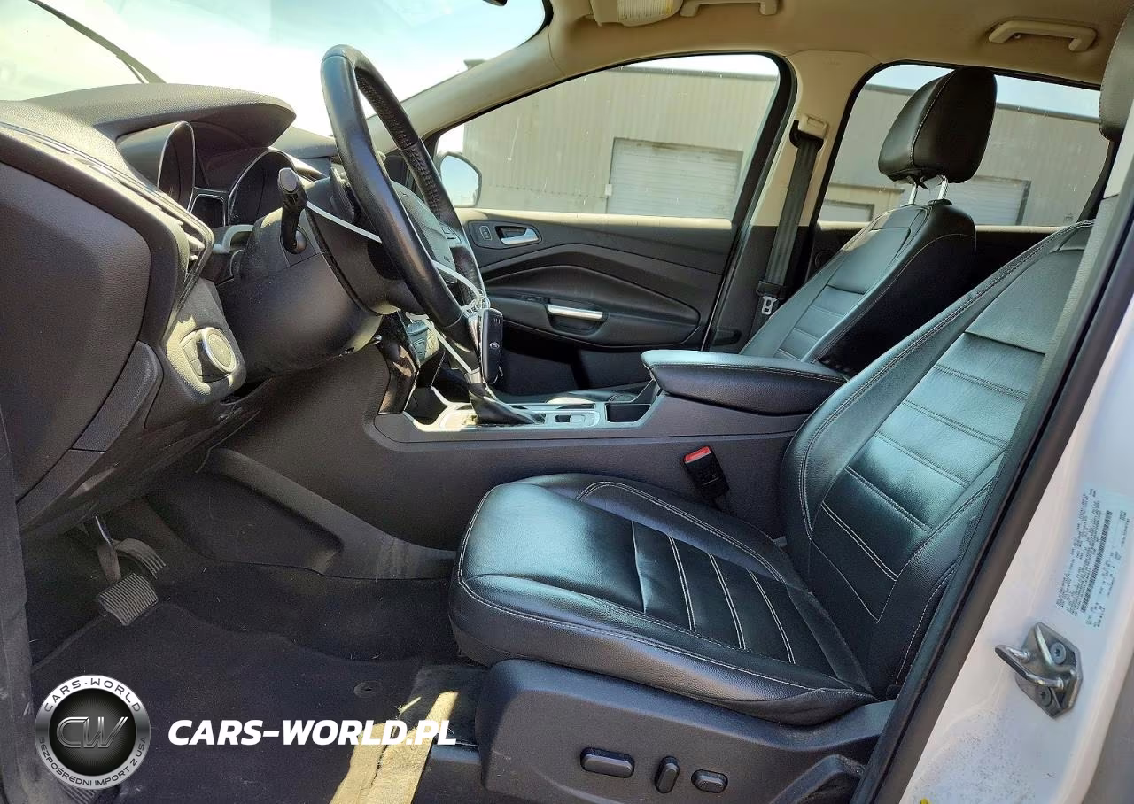 2017 Ford Escape Titanium VIN:1FMCU9J90HUE48533 - 7