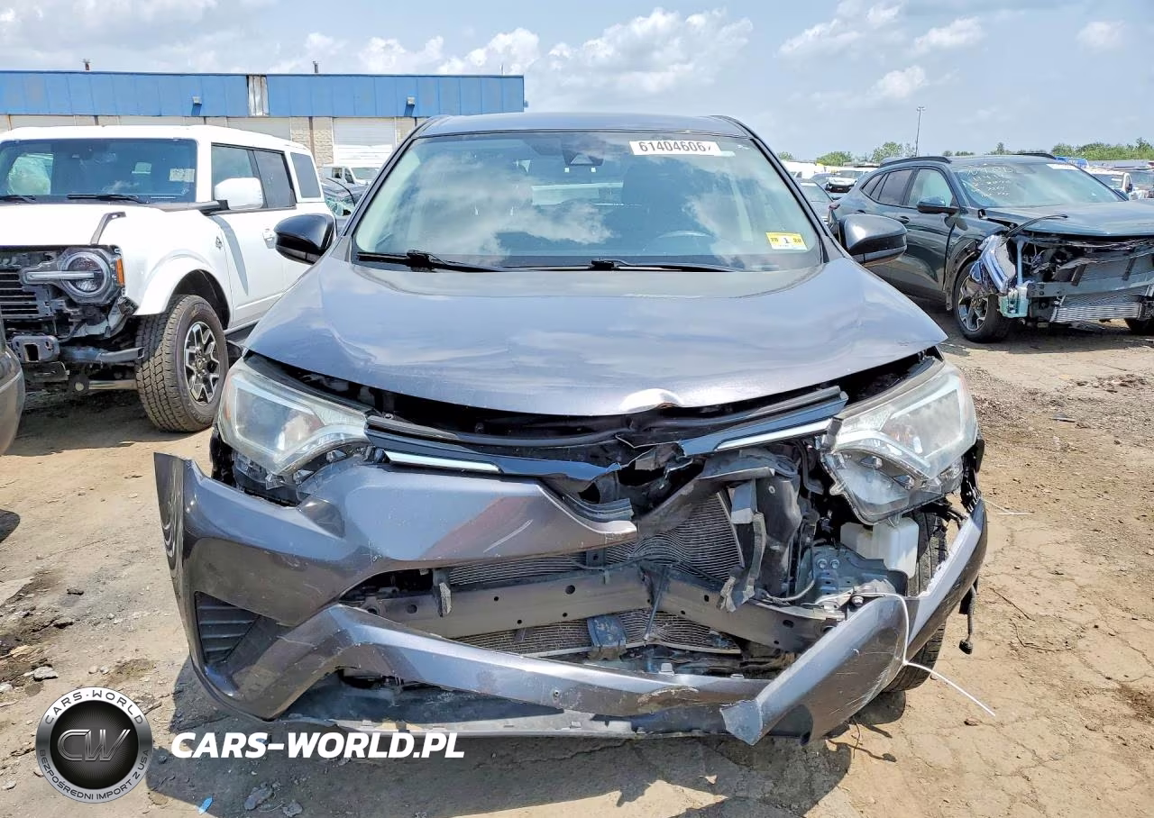 2018 Toyota Rav4 Le VIN:JTMBFREV3JJ216517 - 5