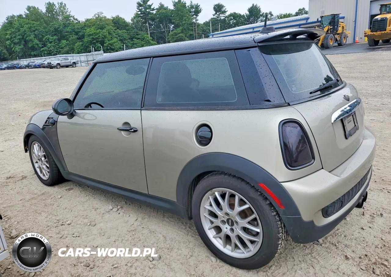 2008 Mini Cooper S VIN:WMWMF73538TT90048 - 2