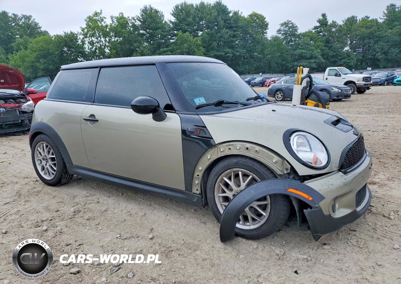 2008 Mini Cooper S VIN:WMWMF73538TT90048 - 4