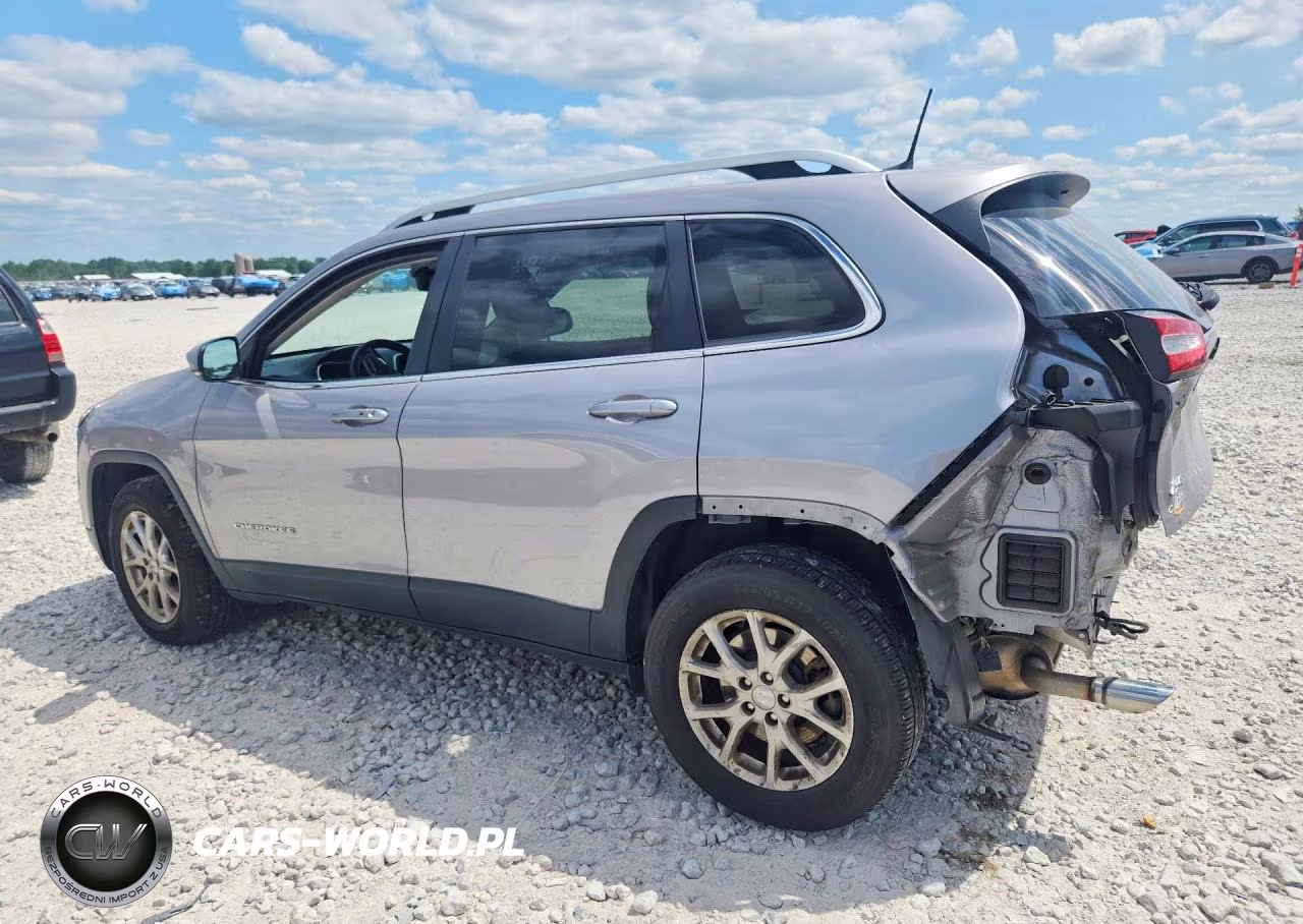 2018 Jeep Cherokee Latitude Plus VIN:1C4PJMLB6JD546148 - 2