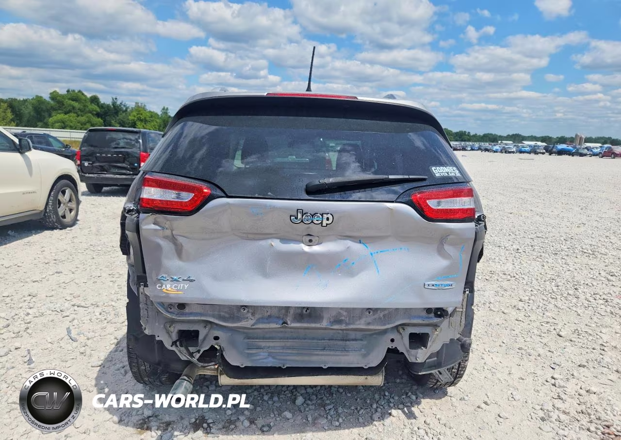 2018 Jeep Cherokee Latitude Plus VIN:1C4PJMLB6JD546148 - 6