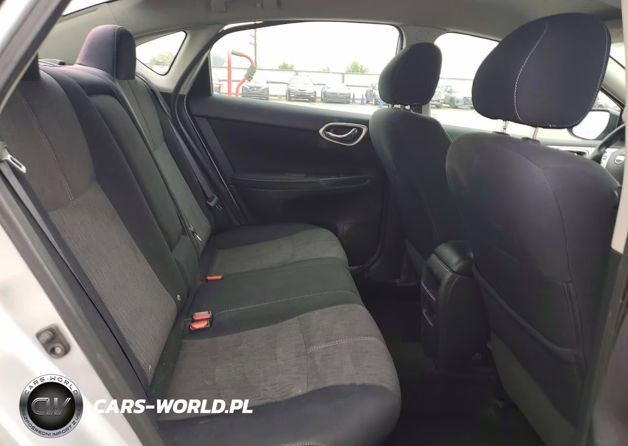 2014 Nissan Sentra S VIN:1N4AB7AP8EN855743 - 10