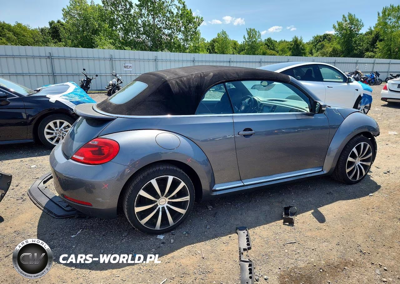 2016 Volkswagen Beetle S-Se VIN:3VW517AT1GM812786 - 3