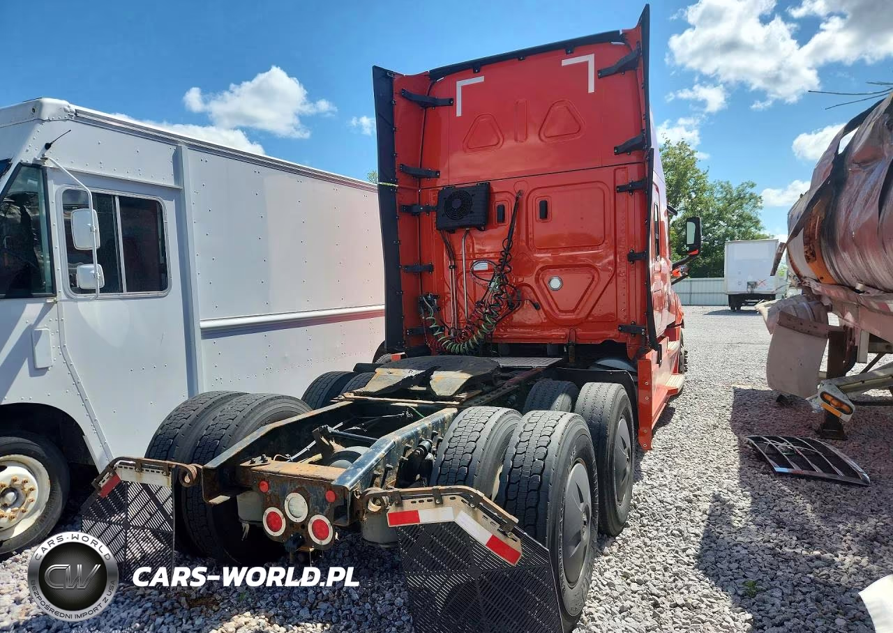 2021 Freightliner Cascadia 126 Semi Truck VIN:3AKJHHDR3MSMK6397 - 3