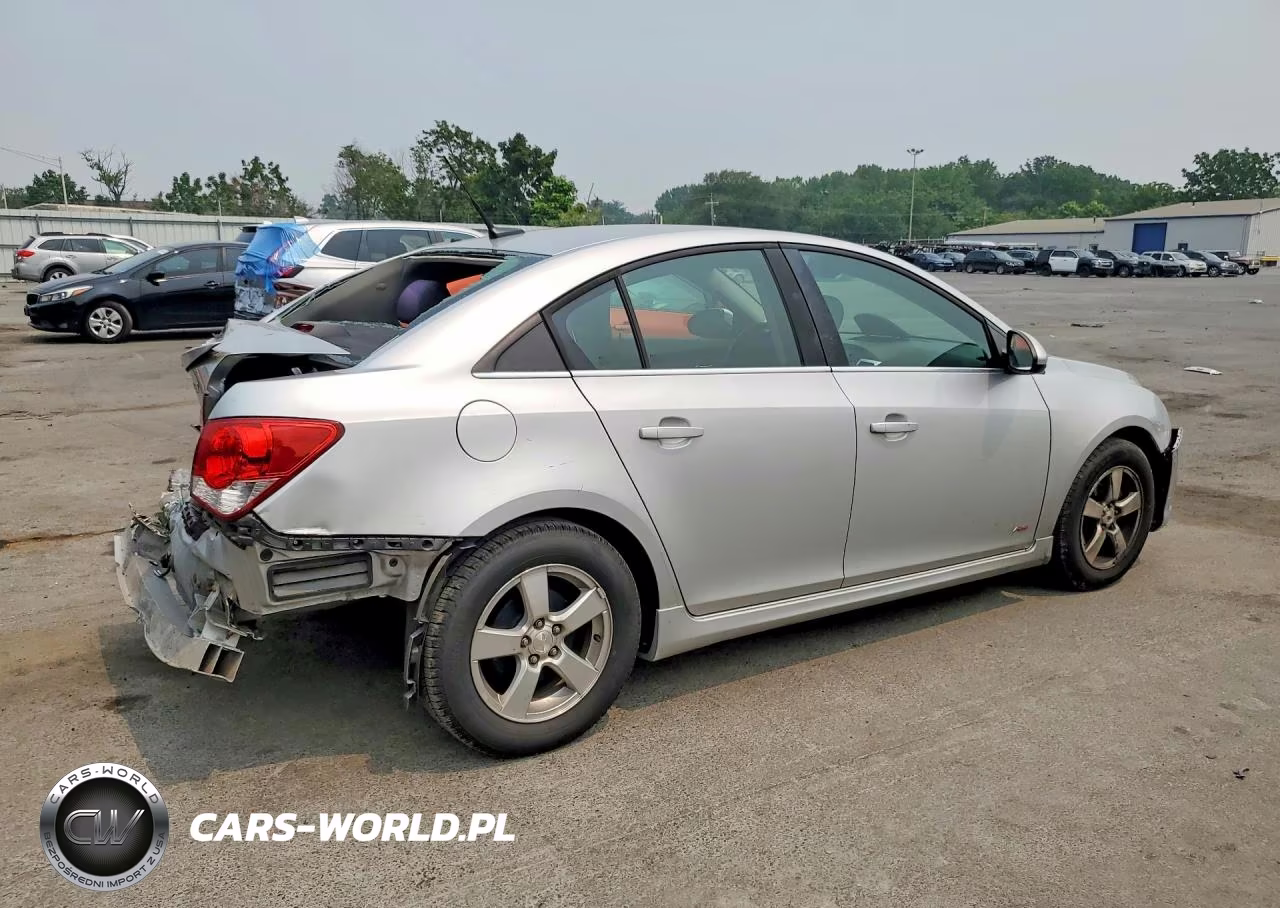 2013 Chevrolet Cruze Lt VIN:1G1PC5SB3D7243082 - 3