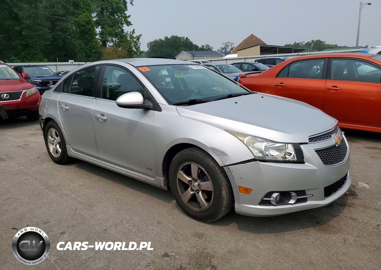 2013 Chevrolet Cruze Lt VIN:1G1PC5SB3D7243082 - 4
