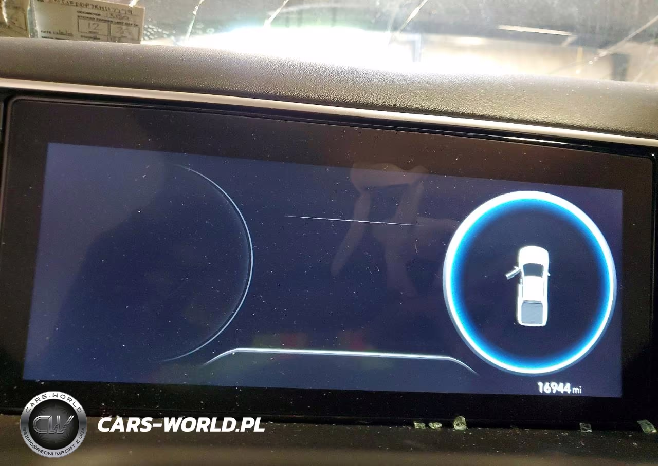 2024 Hyundai Santa Cruz Limited VIN:5NTJEDDF7RH117779 - 9
