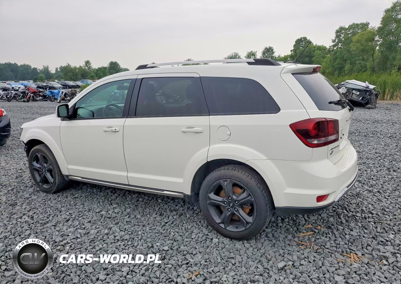 2018 Dodge Journey Crossroad VIN:3C4PDDGG0JT374867 - 2