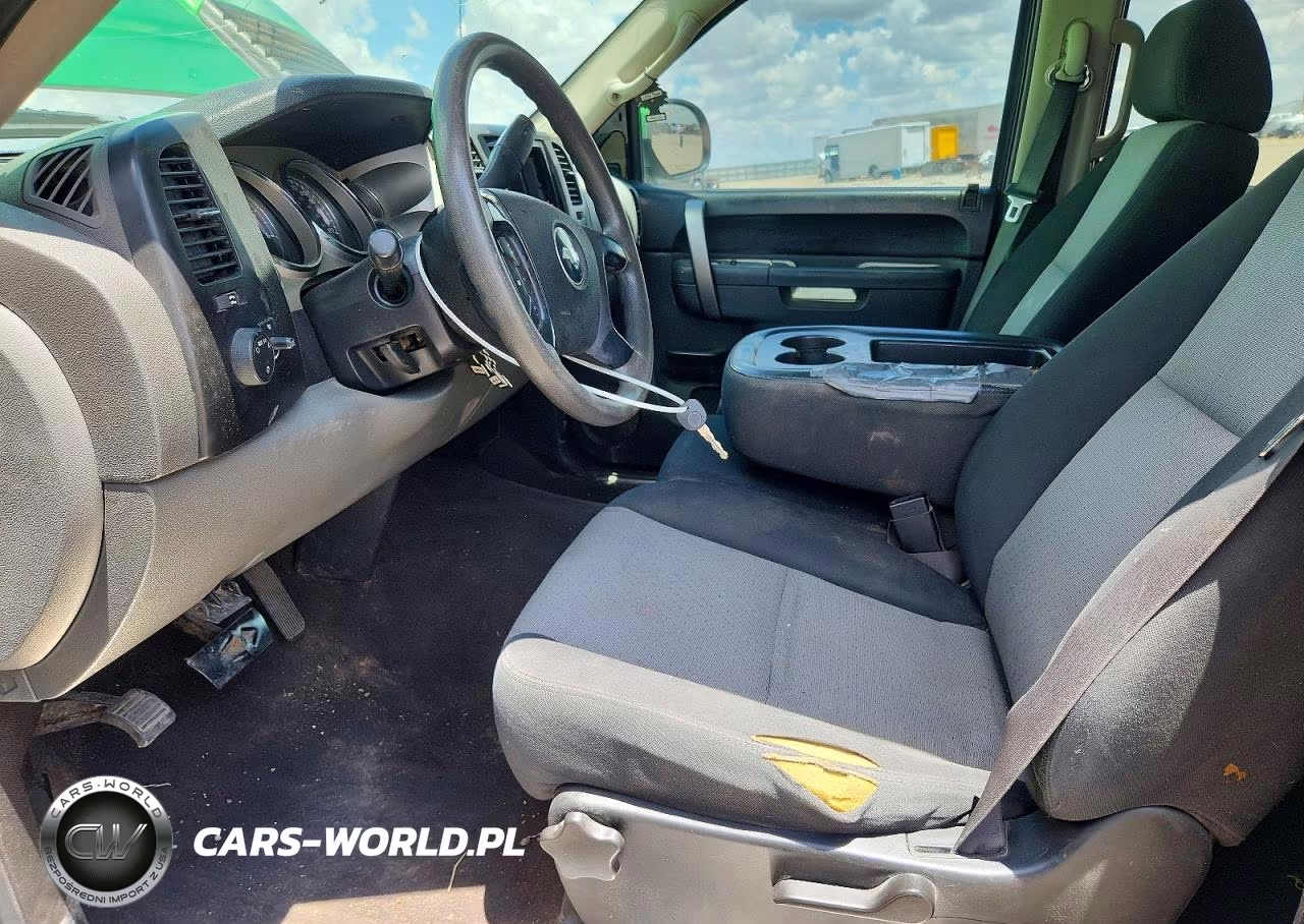 2008 Chevrolet Silverado C1500 VIN:3GCEC13C28G116784 - 7